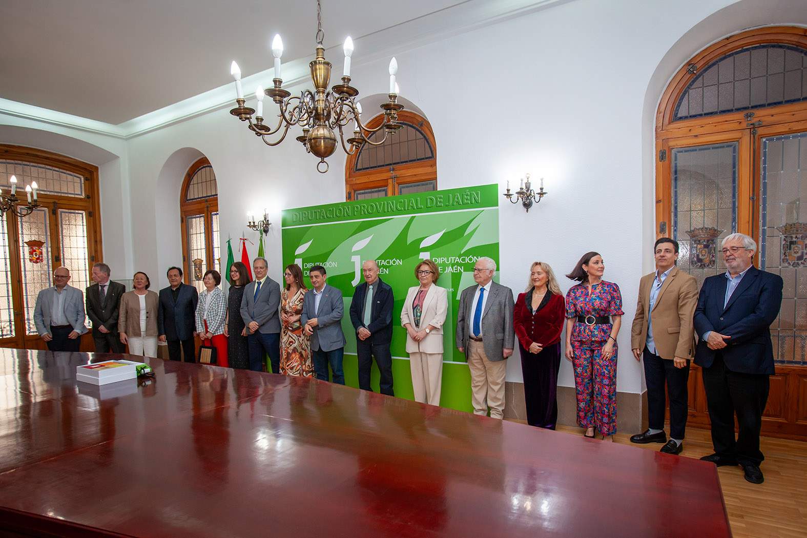 Recepción del presidente de la Diputación al jurado de esta edición del Premio 'Jaén' de Piano | Diputación de Jaén | Ampliar imagen