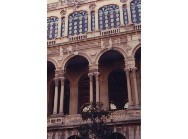 Vidrieras y arcos del patio interior. Década de 1990