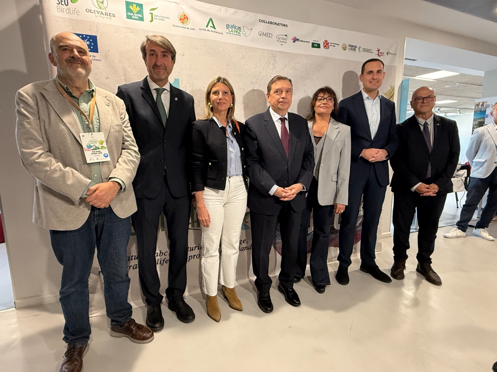 Autoridades presentes hoy en este congreso