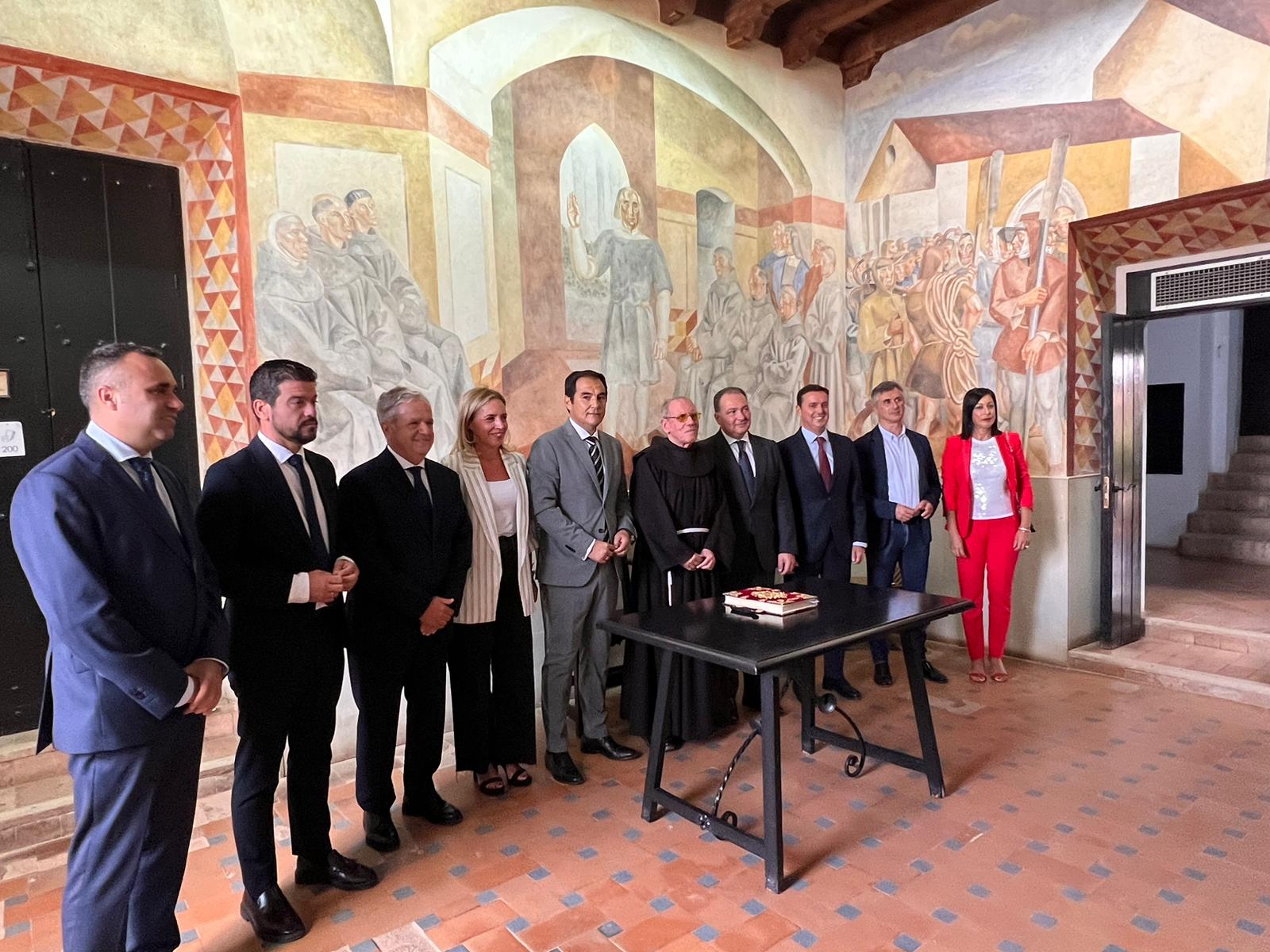 El diputado de Infraestructuras Municipales firma el convenio con la Junta de Andalucía para el desarrollo del PFEA. JPG de 264 KB | Diputación de Jaén | Ampliar imagen