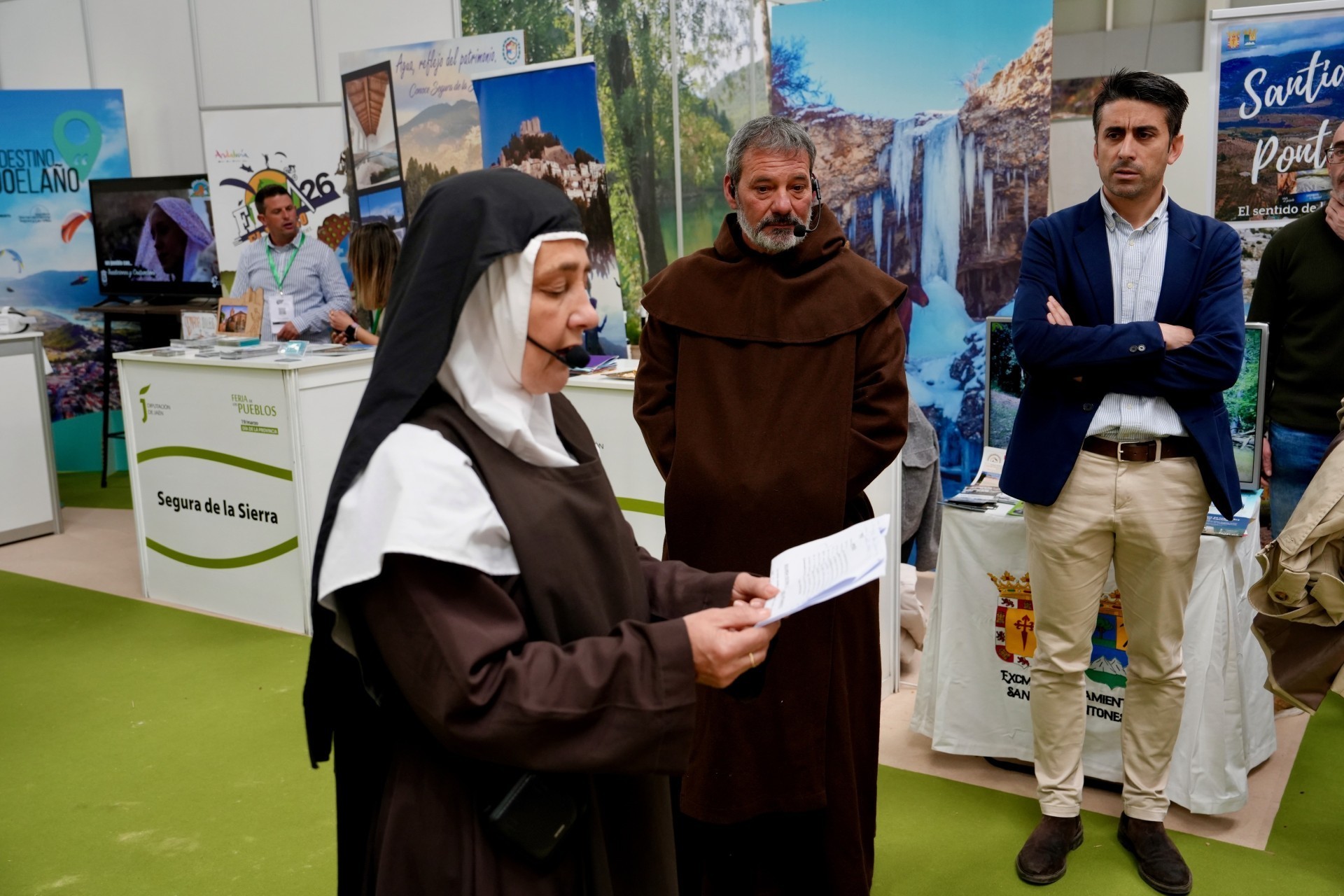El diputado provincial José Alberto Rodríguez asiste a la representación del Camino de San Juan de la Cruz de Santiago-Pontones