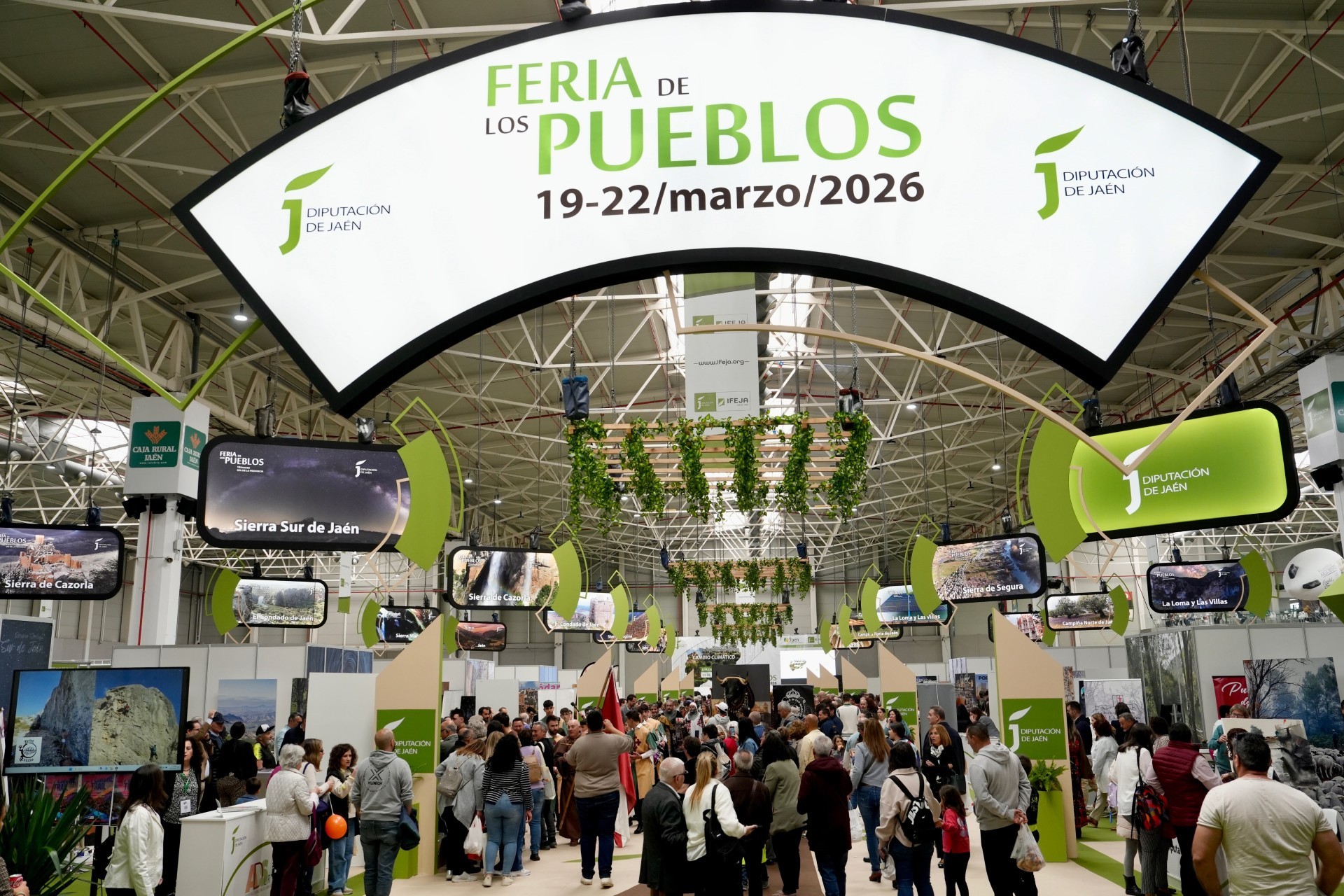 En torno a 25.000 personas han podido disfrutar de todo lo que atesora la provincia y la riqueza y singularidad de sus municipios | Diputación de Jaén | Ampliar imagen