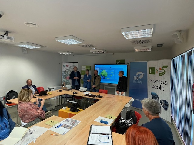 Durante la bienvenida de la diputada a los participantes del ‘Encuentro de olivareros/as reconciliados con la biodiversidad’ | Ampliar en ventana nueva | Diputación de Jaén