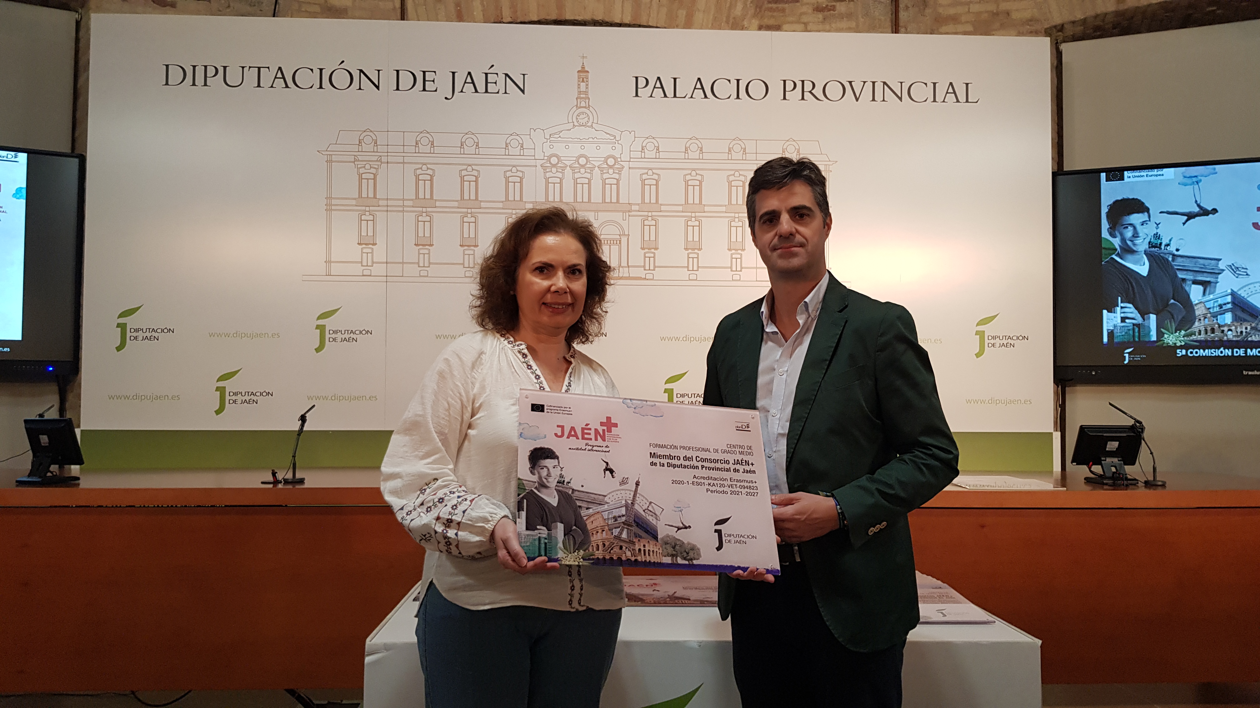 Pulsa para ampliar la imagen: IES SAN FELIPE NERI - Martos