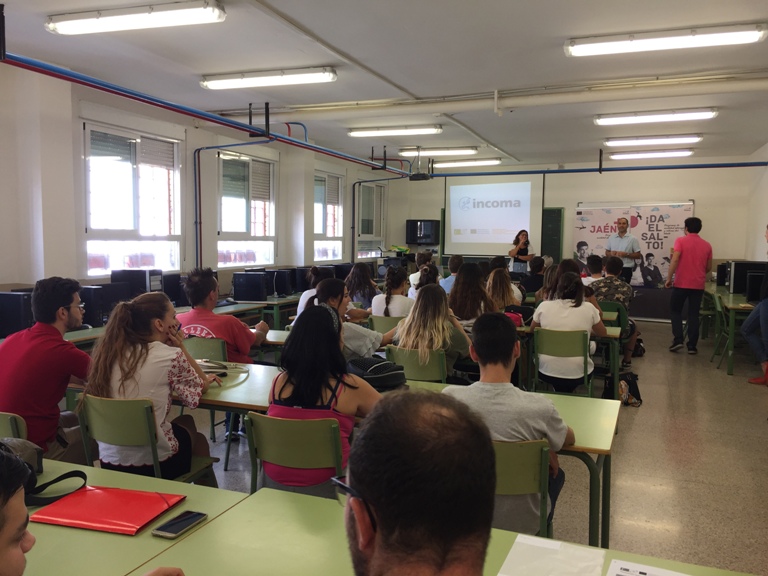 Pulsa para ampliar la imagen: Formación previa primera movilidad, IES Los Cerros - Úbeda