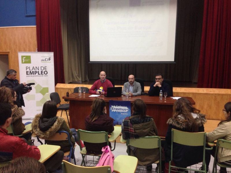 Pulsa para ampliar la imagen: IES Juan López Morillo (Jódar). Jaén+I