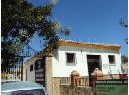 Fachada del tanatorio. JPEG de 59,4 KB