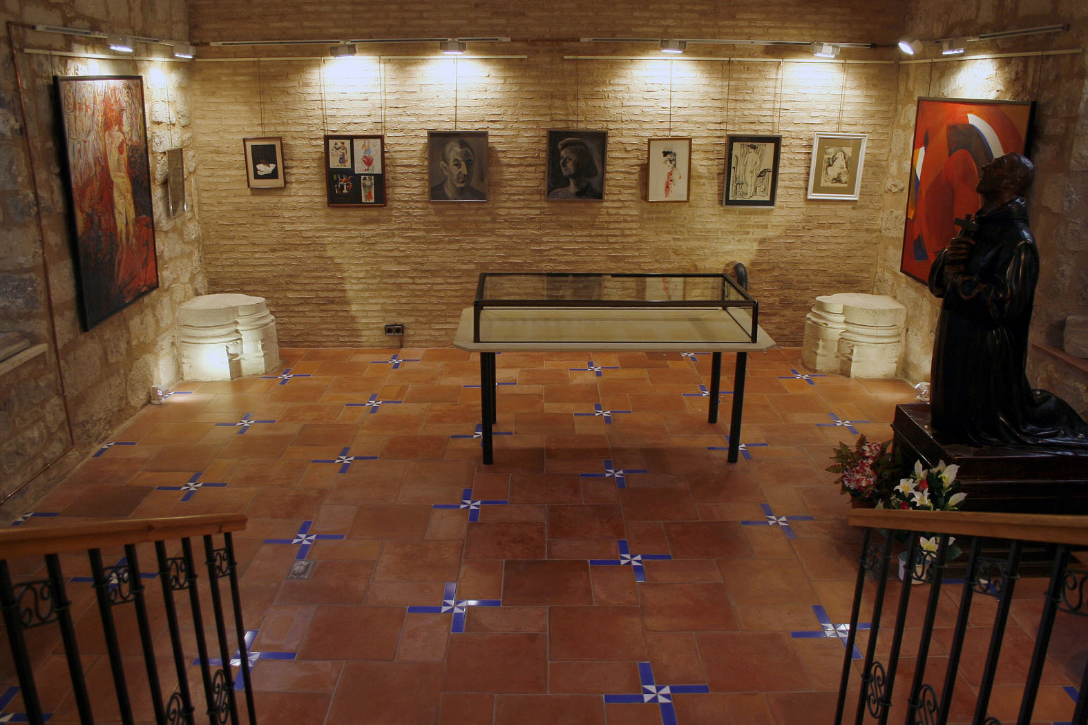 Pulsa para ampliar la imagen: Sala "Cesareo Rodriguez Aguilera"