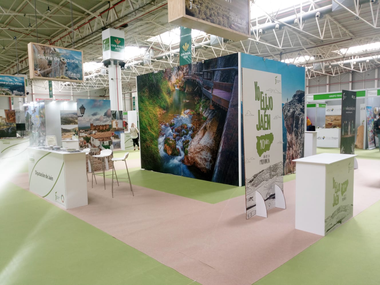 Pulsa para ampliar la imagen: Feria de los Pueblos 2