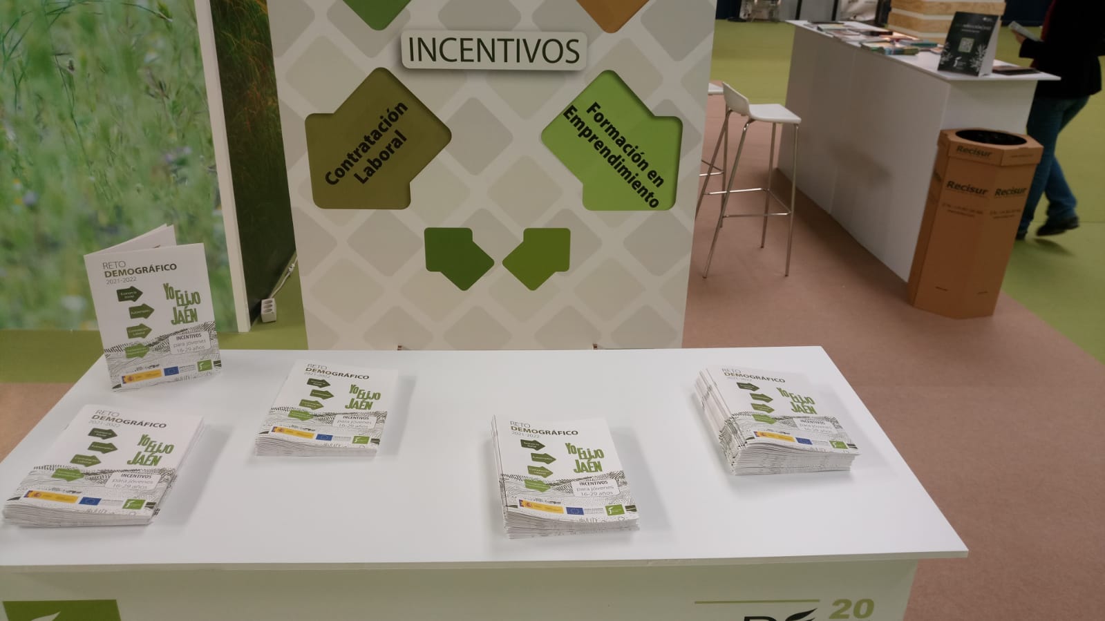 Pulsa para ampliar la imagen: Feria de los Pueblos 3