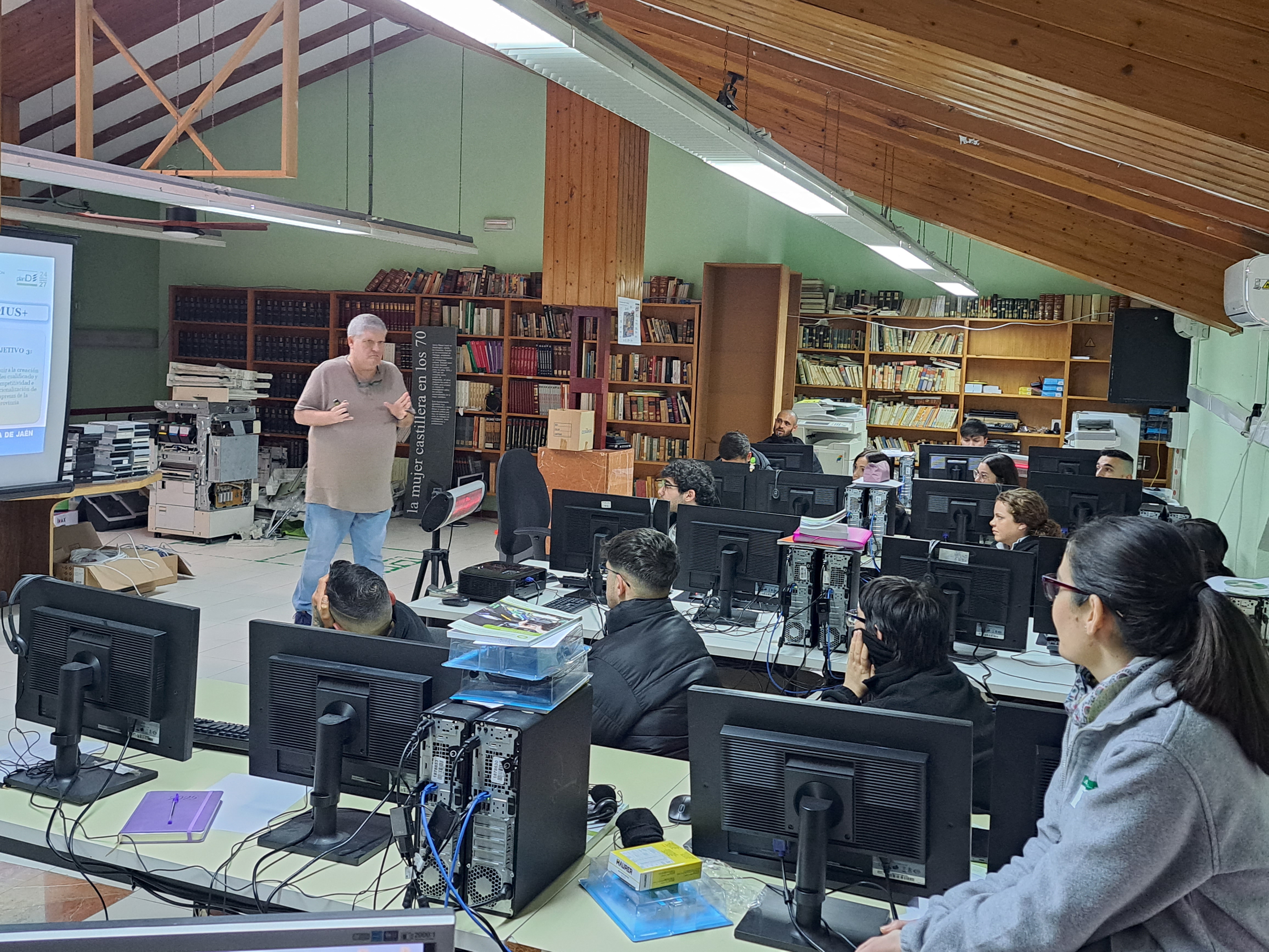 Pulsa para ampliar la imagen: Campaña de difusión Ayuntamiento de Castillo de Locubín 19/02/2025