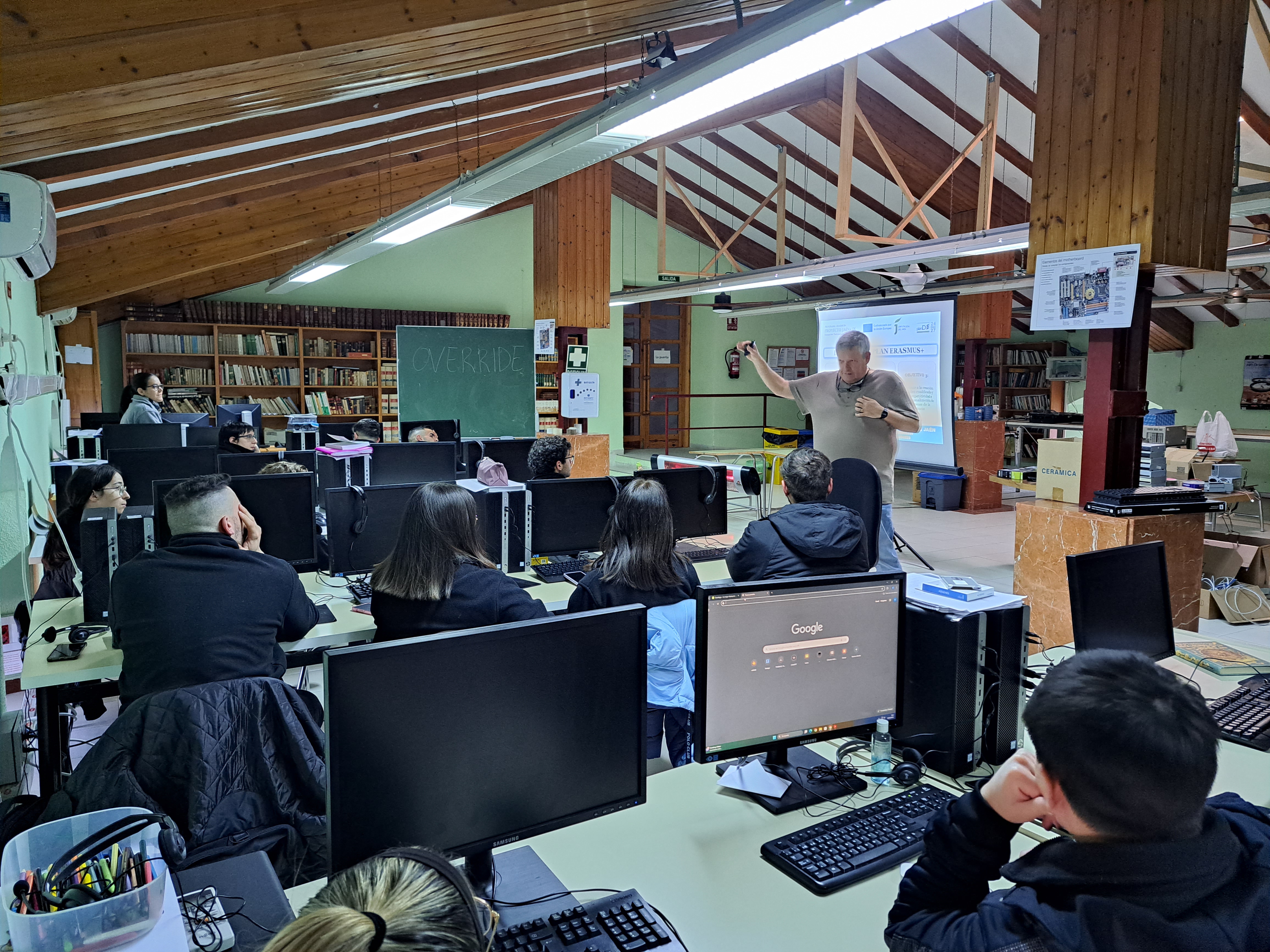 Pulsa para ampliar la imagen: Campaña de difusión Ayuntamiento de Castillo de Locubín 19/02/2025