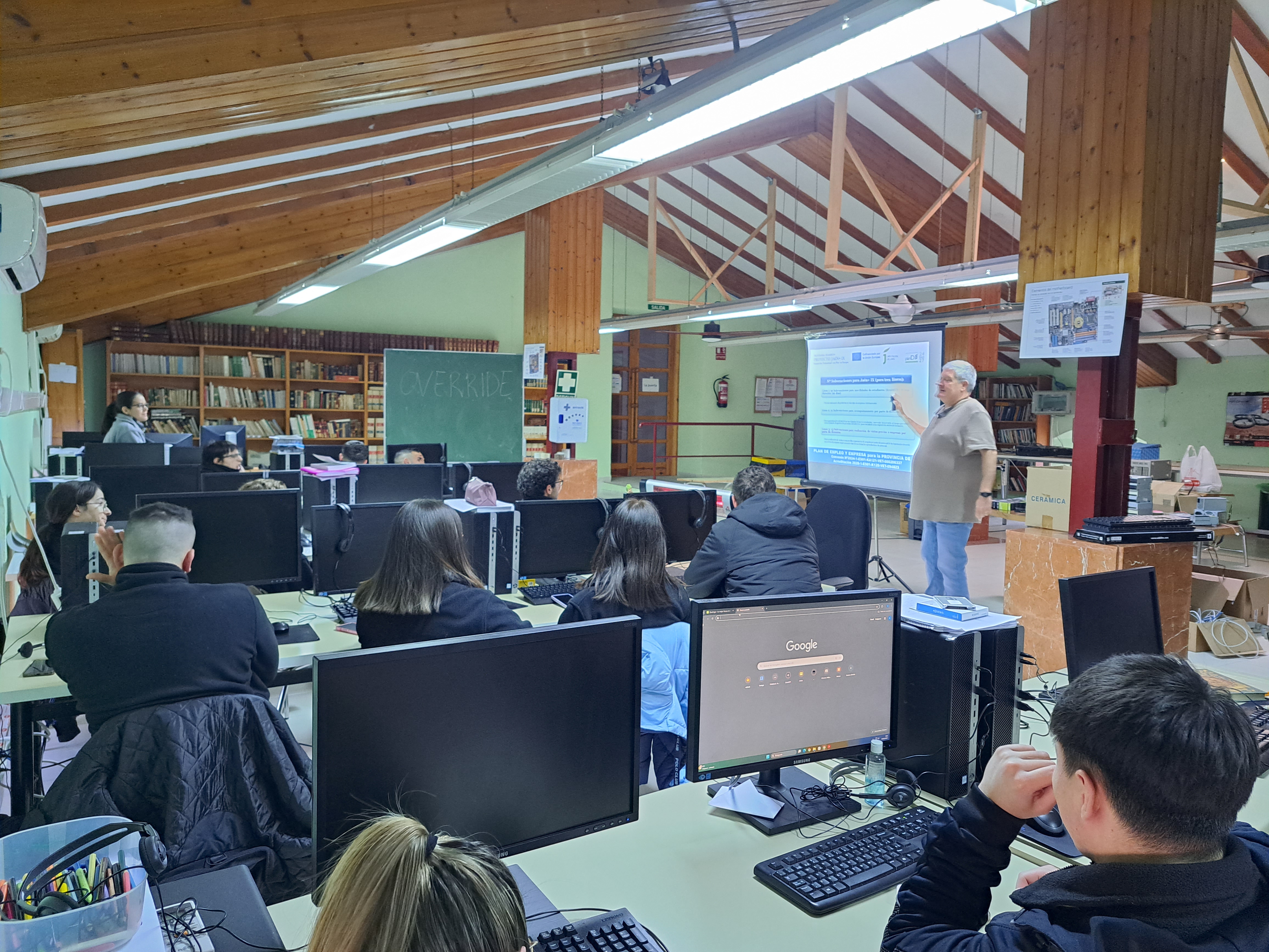 Pulsa para ampliar la imagen: Campaña de difusión Ayuntamiento de Castillo de Locubín 19/02/2025