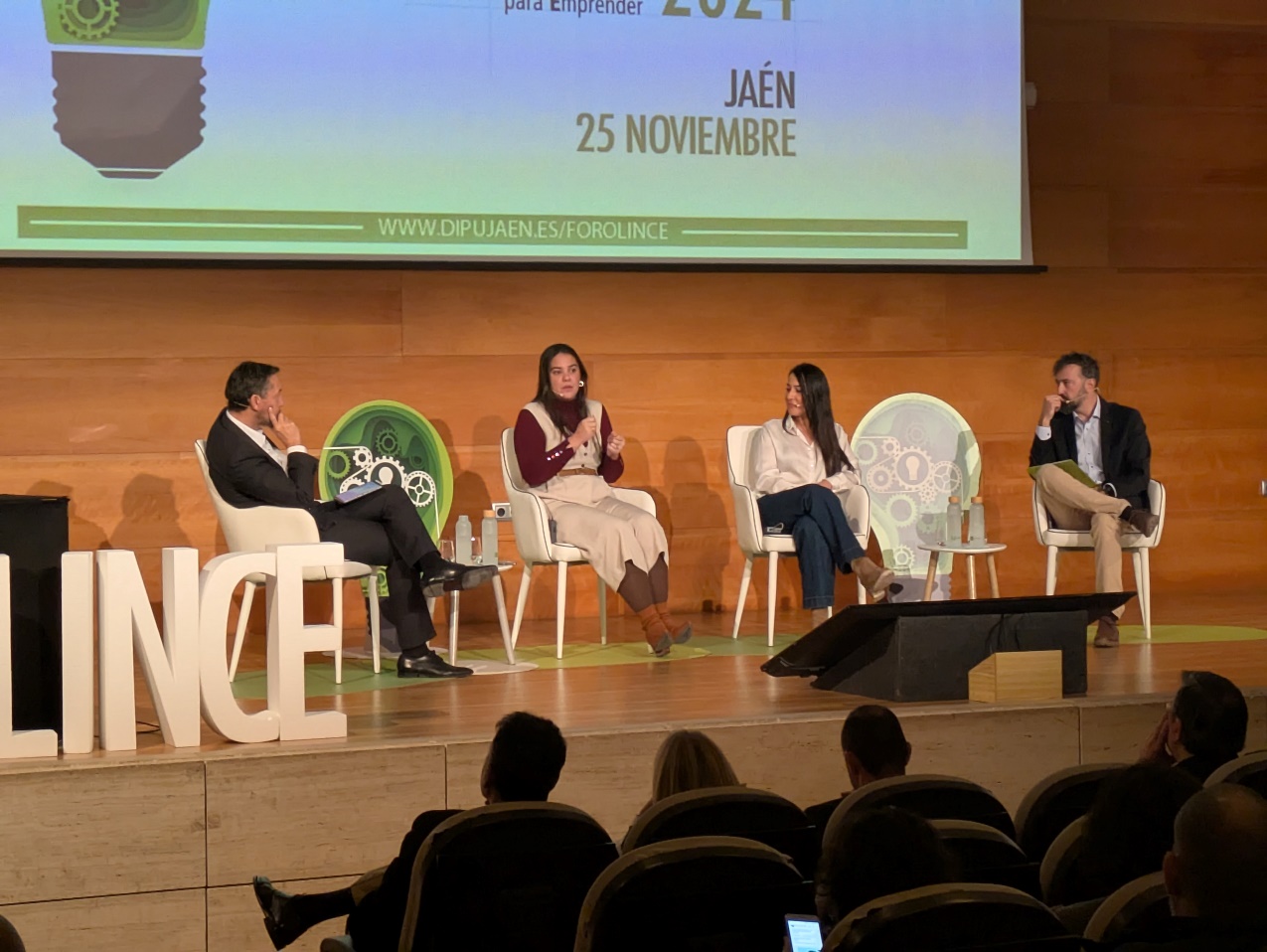 Fotos de celebración del Foro (25 de Noviembre de 2024) 6