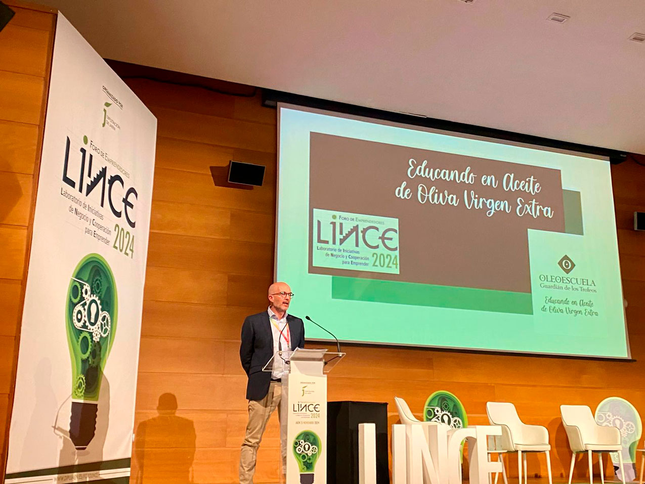 Fotos de celebración del Foro (25 de Noviembre de 2024) 11