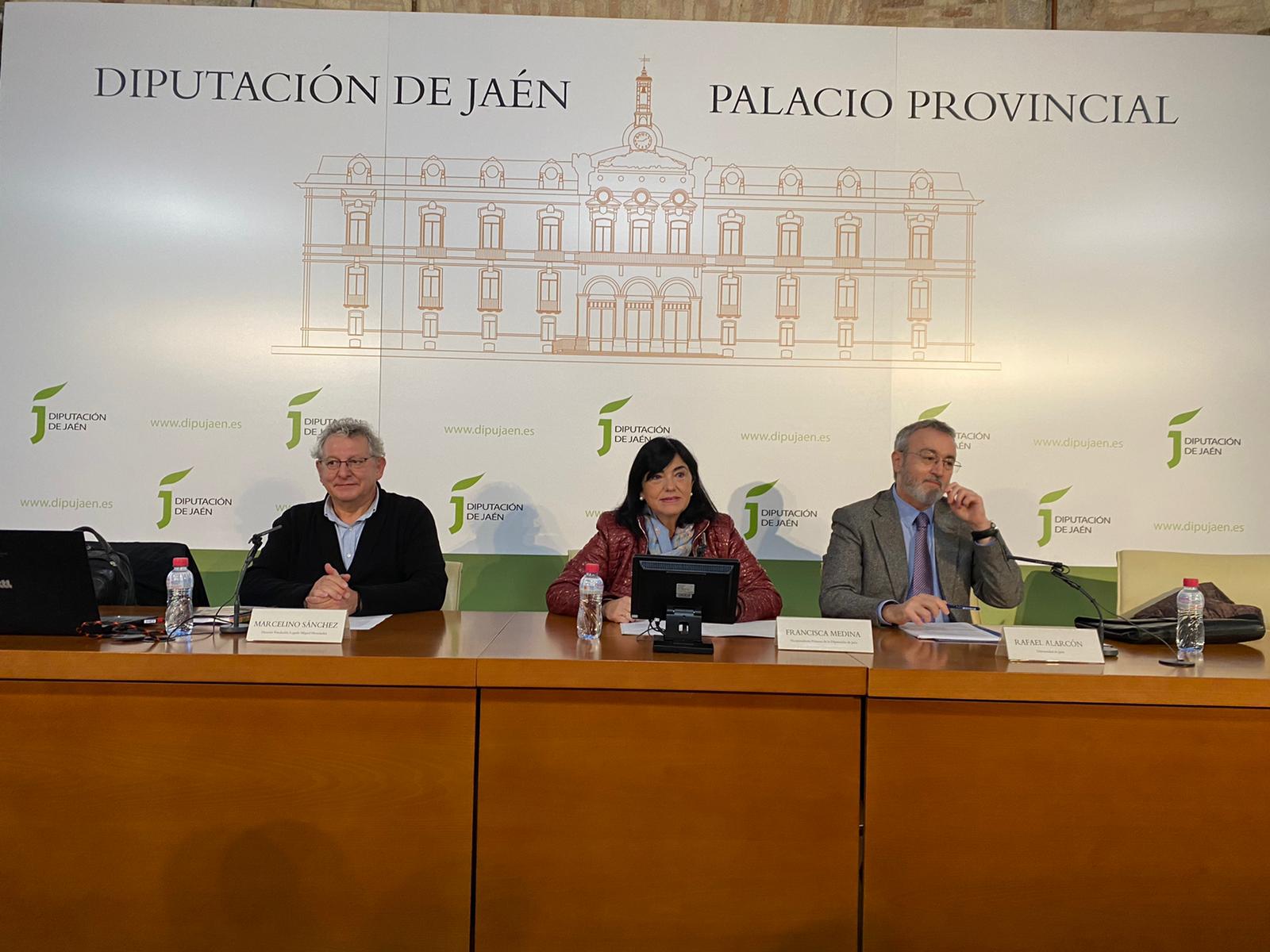 Marcelino Sánchez (Fundación Miguel Hernández), Francisca Medina (Diputación ) y Rafael Alarcón (UJA). JPG de 168 KB | Diputación de Jaén | Ampliar imagen