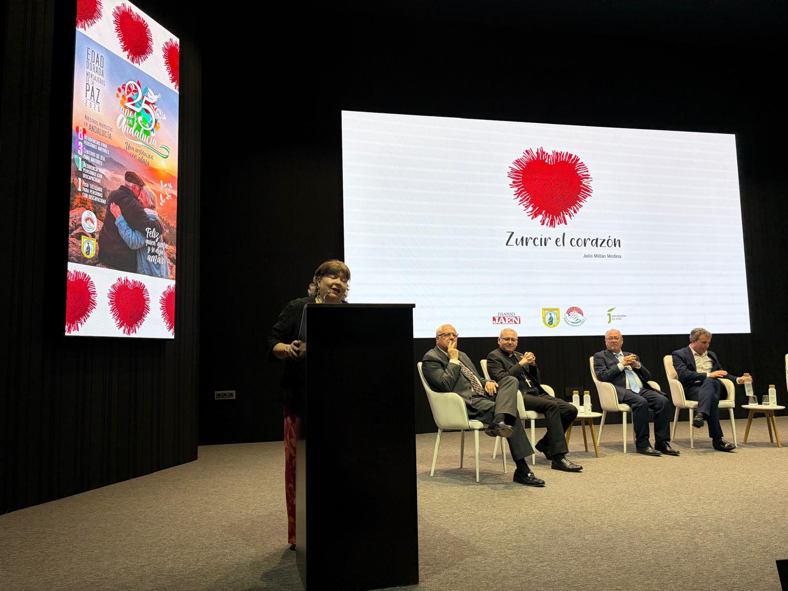Pilar Parra participa en la presentación del libro 'Zurcir el corazón'