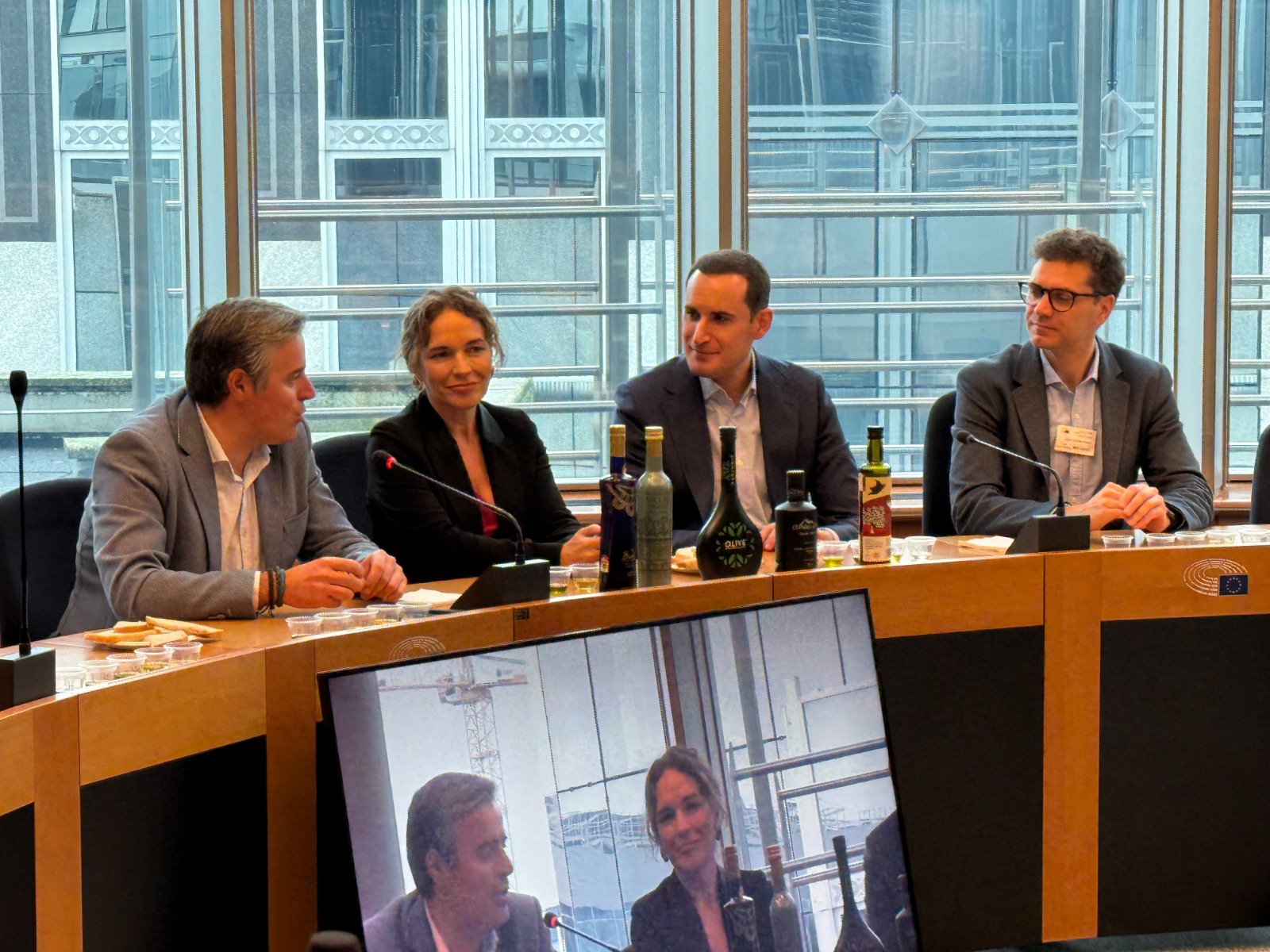 El vicepresidente primero y diputado de Relaciones Institucionales ha participado en esta acción promocional | Diputación de Jaén | Ampliar imagen