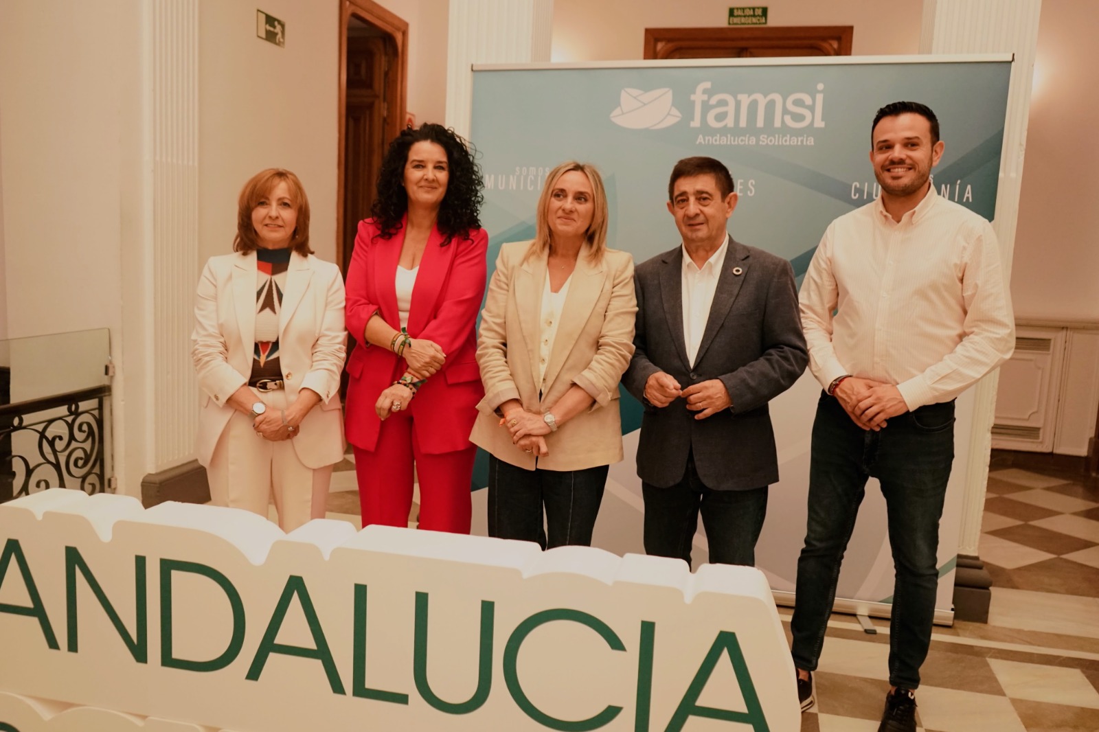 Autoridades participantes en esta asamblea general de FAMSI