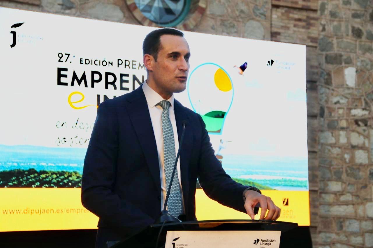 Un momento de la intervención del presidente de la Diputación en este acto | Diputación de Jaén | Ampliar imagen